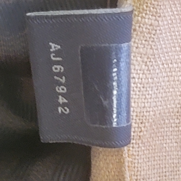 Fendi purse (Read description/As-is) - Picture 6 of 7